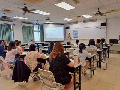 LINE_ALBUM_20260613上午適應體育課程_260615_71