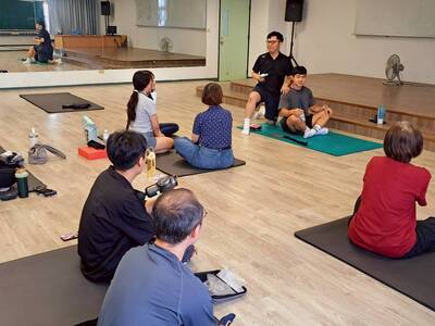 LINE_ALBUM_20260613上午適應體育課程_260615_9