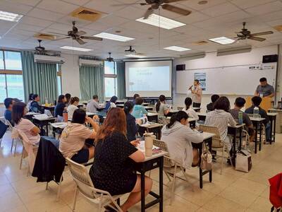 LINE_ALBUM_20260613上午適應體育課程_260615_64