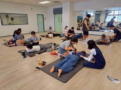 LINE_ALBUM_20260613上午適應體育課程_260615_5