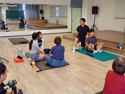 LINE_ALBUM_20260613上午適應體育課程_260615_10