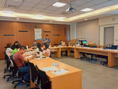 11鑑輔分組動特殊教育工作檢討會議