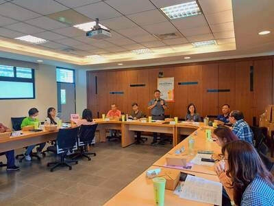 13鑑輔分組跨單位轉銜聯繫會議