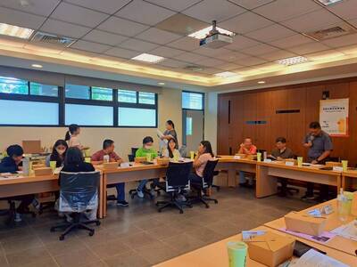 10鑑輔分組跨單位轉銜聯繫會議