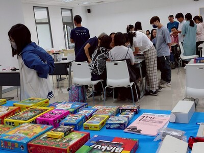 LINE_ALBUM_1140829桌遊1_251013_9