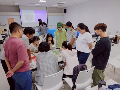 LINE_ALBUM_1140730_251013_5