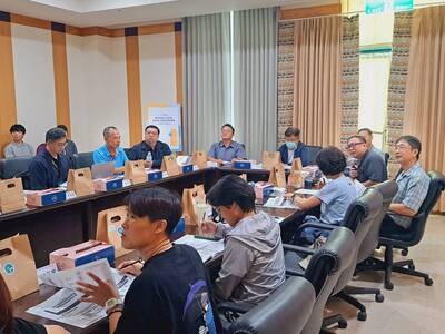 支持網絡暨跨單位轉銜聯繫會議 (104)